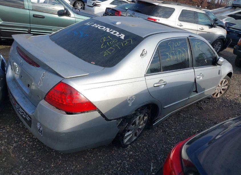 Photo 4 of 2007 Honda Accord 3.0 EX (VIN 1HGCM66827A045190)