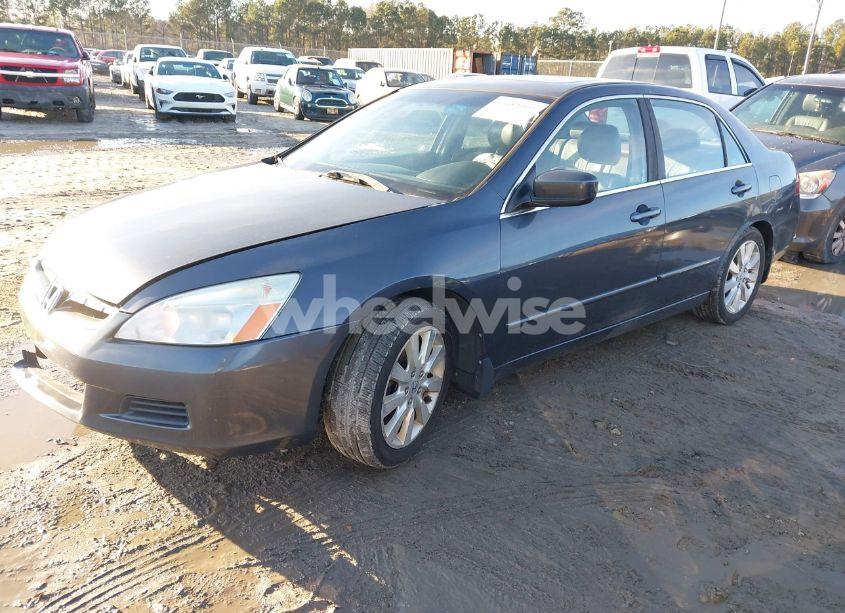 Photo 2 of 2007 Honda Accord 3.0 EX (VIN 1HGCM66827A056576)