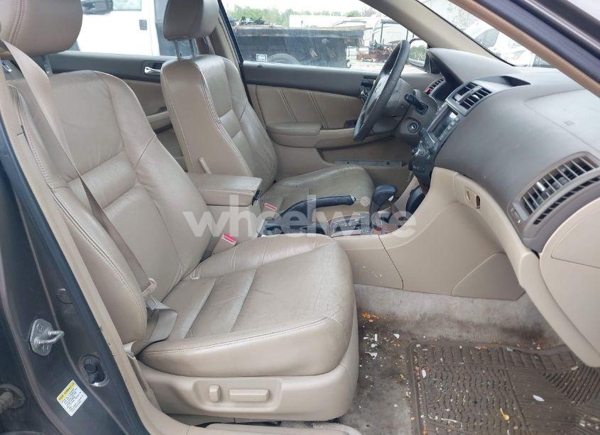 Photo 5 of 2007 Honda Accord 3.0 EX (VIN 1HGCM66827A098312)