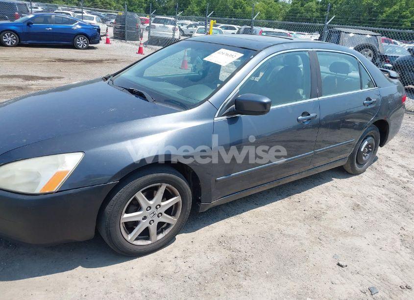Photo 2 of 2003 Honda Accord 3.0 EX (VIN 1HGCM66833A055298)