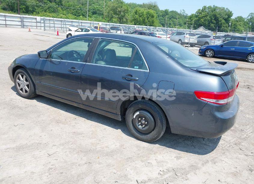 Photo 3 of 2003 Honda Accord 3.0 EX (VIN 1HGCM66833A055298)