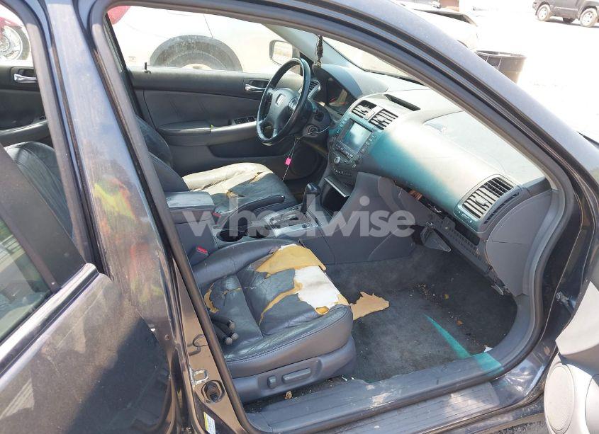 Photo 5 of 2003 Honda Accord 3.0 EX (VIN 1HGCM66833A055298)