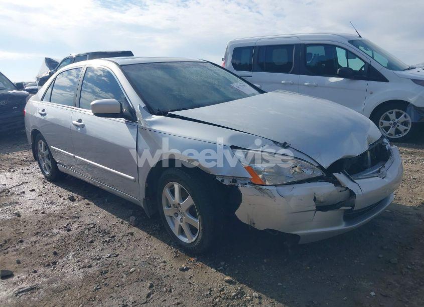 2005 Honda Accord 3.0 EX (VIN 1HGCM66835A018979) main photo