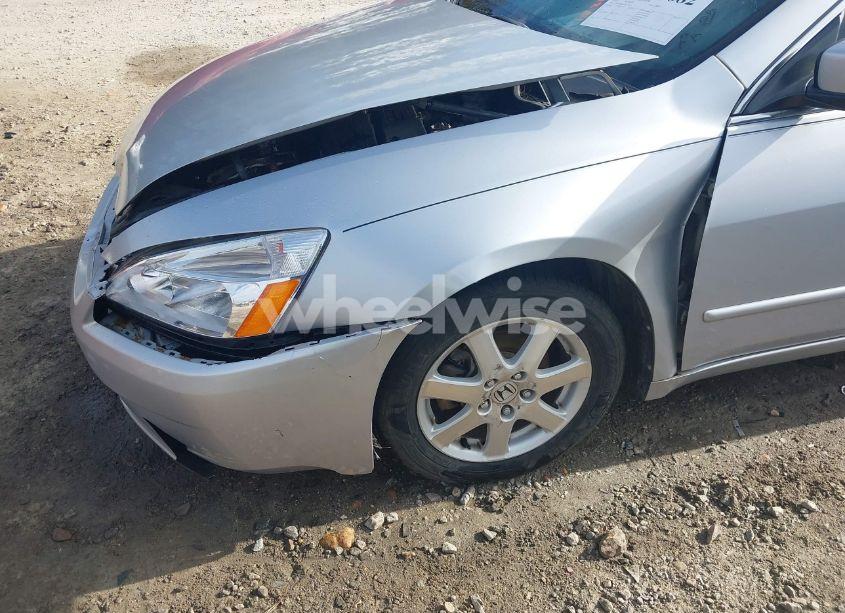 Photo 17 of 2005 Honda Accord 3.0 EX (VIN 1HGCM66835A018979)