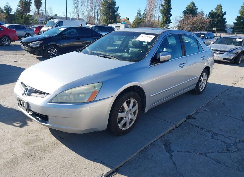 Photo 2 of 2005 Honda Accord 3.0 EX (VIN 1HGCM66835A078065)