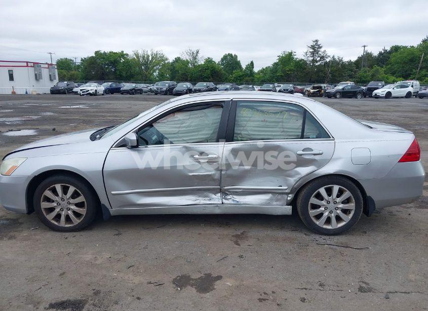 Photo 14 of 2006 Honda Accord 3.0 EX (VIN 1HGCM66836A035878)