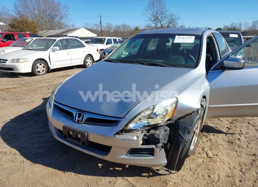 Photo 6 of 2007 Honda Accord 3.0 EX (VIN 1HGCM66837A038328)
