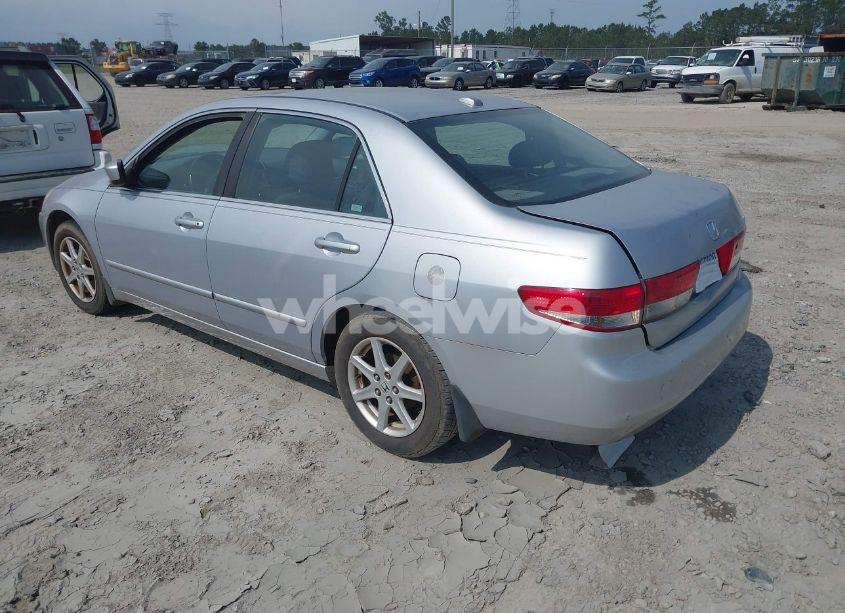 Photo 3 of 2004 Honda Accord SDN EX (VIN 1HGCM66844A081068)