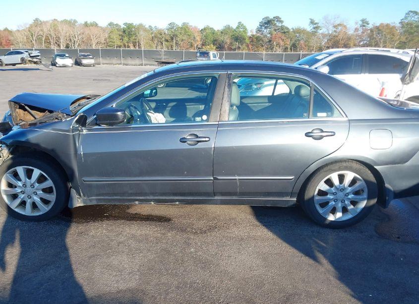 Photo 15 of 2006 Honda Accord 3.0 EX (VIN 1HGCM66846A070526)