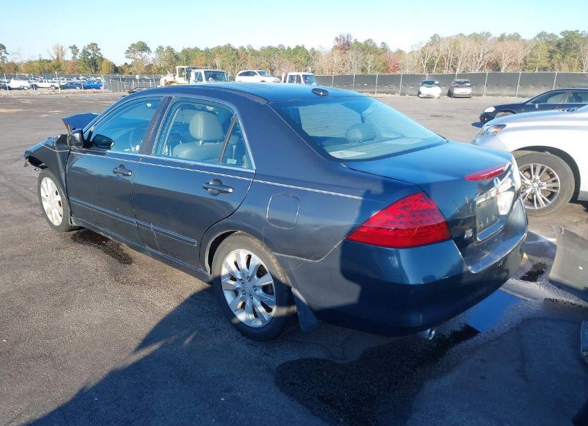 Photo 3 of 2006 Honda Accord 3.0 EX (VIN 1HGCM66846A070526)