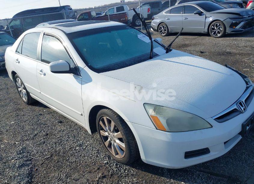 2007 Honda Accord 3.0 EX (VIN 1HGCM66847A081740) main photo