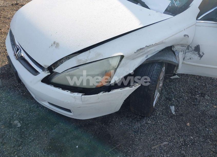 Photo 6 of 2007 Honda Accord 3.0 EX (VIN 1HGCM66847A081740)