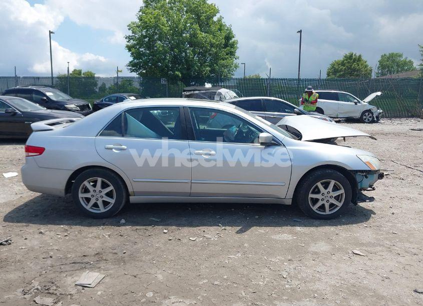 Photo 12 of 2004 Honda Accord SDN EX (VIN 1HGCM66854A045874)