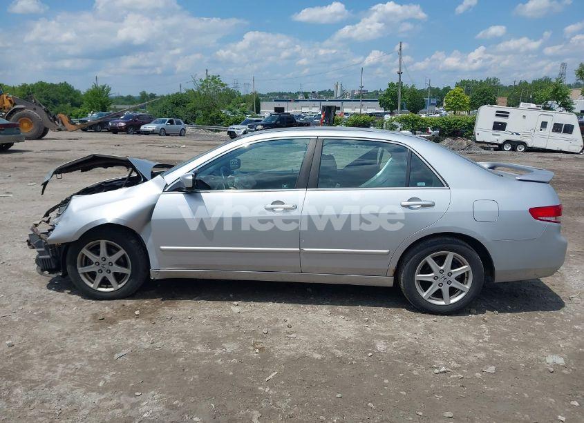 Photo 13 of 2004 Honda Accord SDN EX (VIN 1HGCM66854A045874)