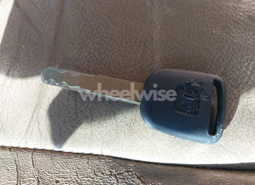 Photo 11 of 2004 Honda Accord EX (VIN 1HGCM66854A055157)