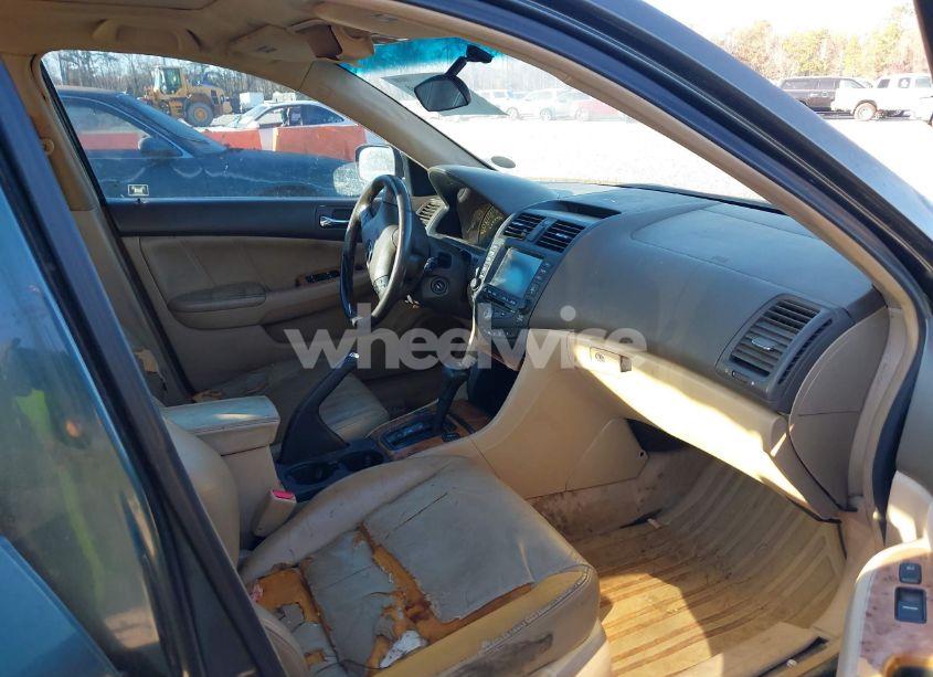 Photo 5 of 2004 Honda Accord EX (VIN 1HGCM66854A055157)