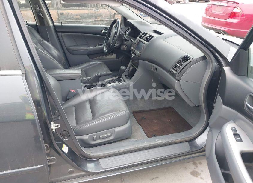 Photo 5 of 2004 Honda Accord 3.0 EX (VIN 1HGCM66854A099059)