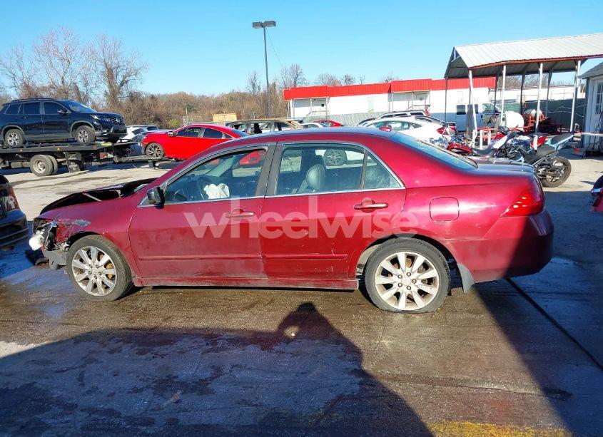 Photo 15 of 2006 Honda Accord 3.0 EX (VIN 1HGCM66856A059017)
