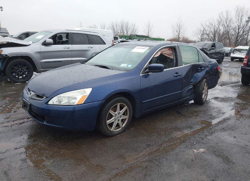 Photo 2 of 2003 Honda Accord 3.0 EX (VIN 1HGCM66863A071916)