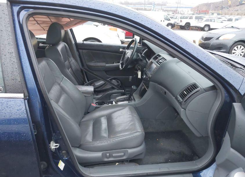 Photo 5 of 2003 Honda Accord 3.0 EX (VIN 1HGCM66863A071916)