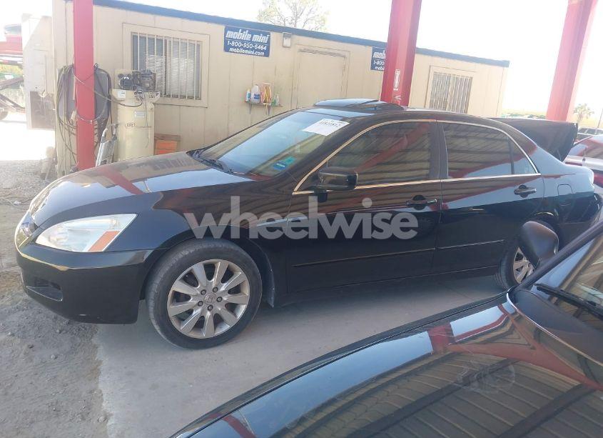 Photo 15 of 2006 Honda Accord 3.0 EX (VIN 1HGCM66866A020100)