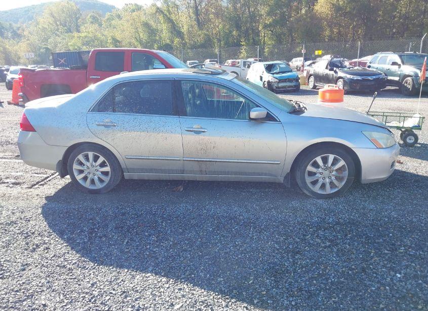 Photo 13 of 2006 Honda Accord 3.0 EX (VIN 1HGCM66866A034031)