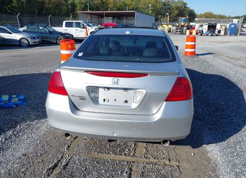 Photo 16 of 2006 Honda Accord 3.0 EX (VIN 1HGCM66866A034031)
