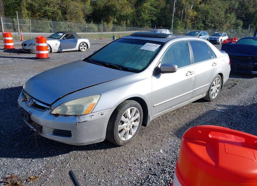 Photo 2 of 2006 Honda Accord 3.0 EX (VIN 1HGCM66866A034031)
