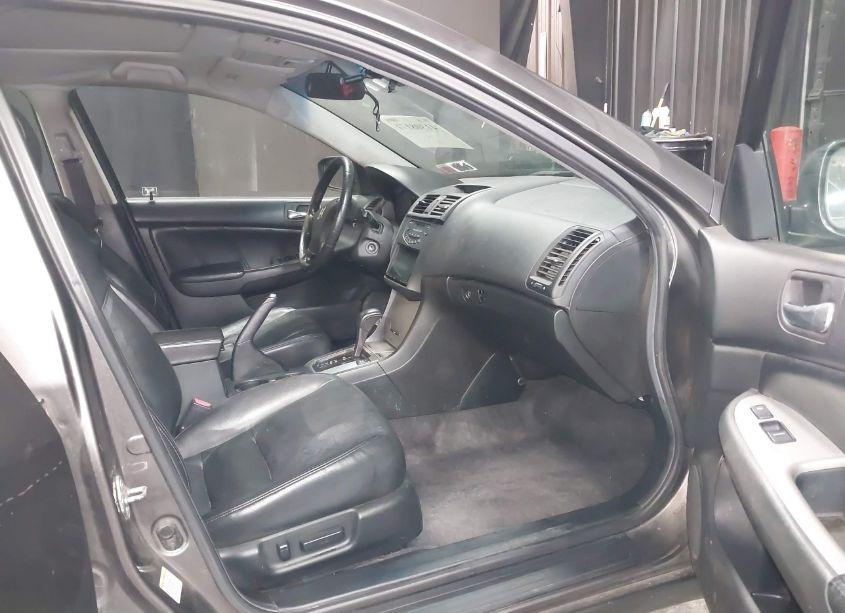 Photo 5 of 2006 Honda Accord 3.0 EX (VIN 1HGCM66866A073427)