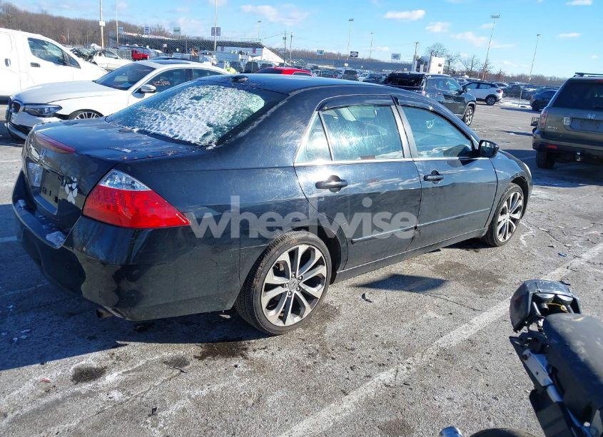 Photo 4 of 2007 Honda Accord 3.0 EX (VIN 1HGCM66867A062834)