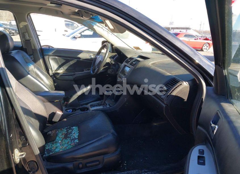 Photo 5 of 2007 Honda Accord 3.0 EX (VIN 1HGCM66867A062834)