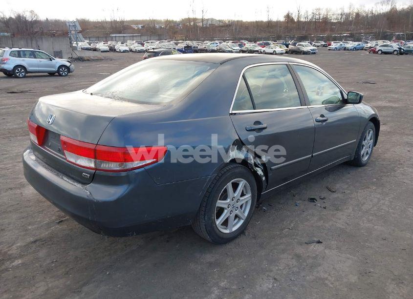 Photo 4 of 2003 Honda Accord 3.0 EX (VIN 1HGCM66873A025480)