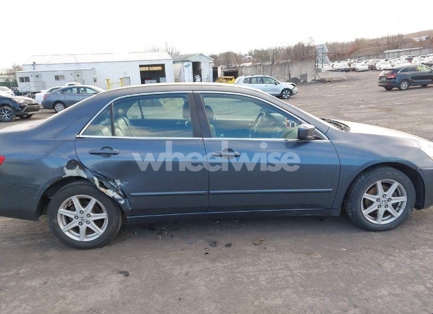 Photo 6 of 2003 Honda Accord 3.0 EX (VIN 1HGCM66873A025480)