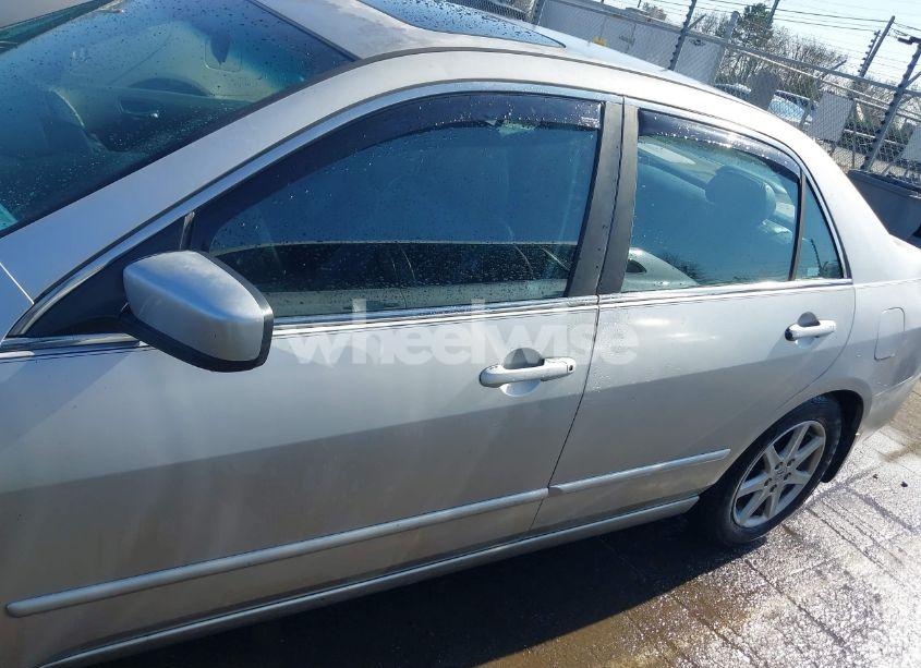 Photo 14 of 2003 Honda Accord 3.0 EX (VIN 1HGCM66873A028587)