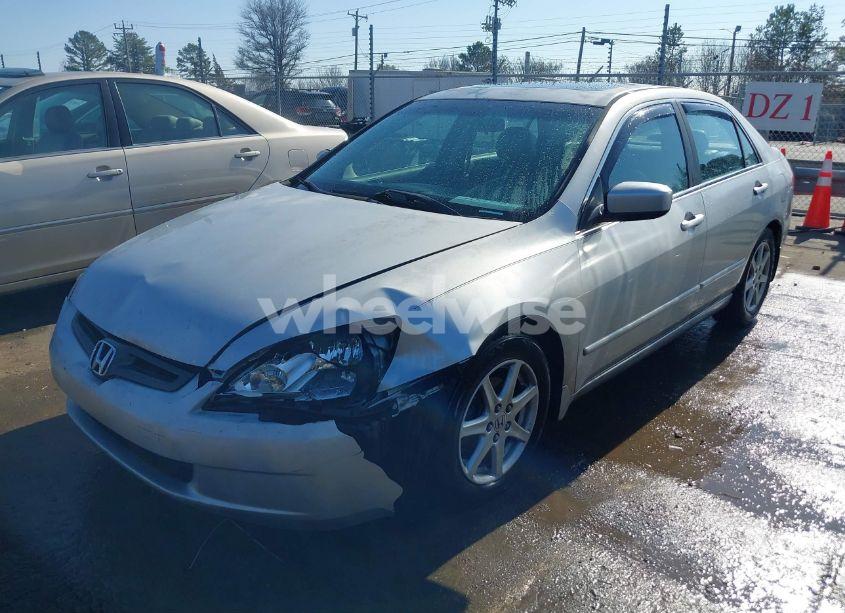 Photo 2 of 2003 Honda Accord 3.0 EX (VIN 1HGCM66873A028587)