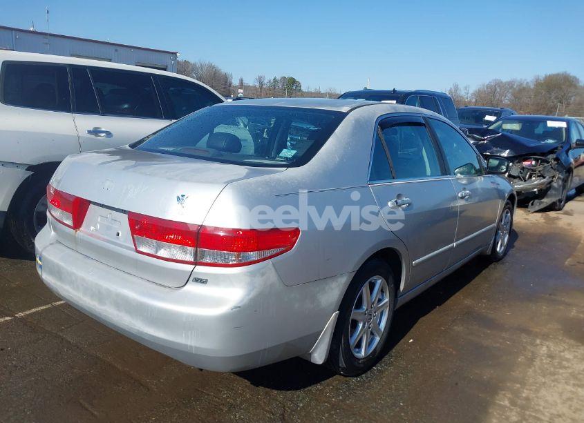 Photo 4 of 2003 Honda Accord 3.0 EX (VIN 1HGCM66873A028587)