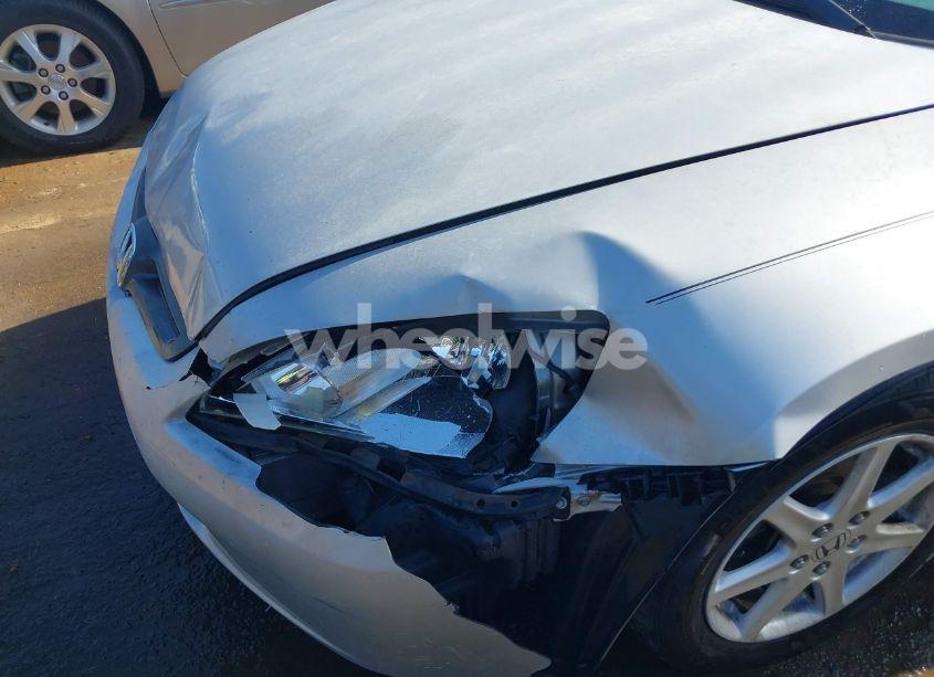 Photo 6 of 2003 Honda Accord 3.0 EX (VIN 1HGCM66873A028587)