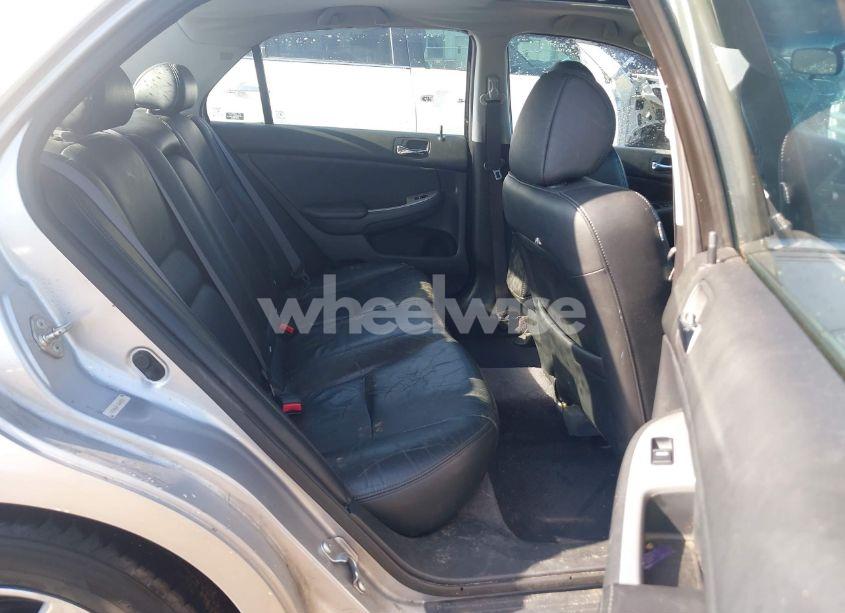 Photo 8 of 2003 Honda Accord 3.0 EX (VIN 1HGCM66873A028587)