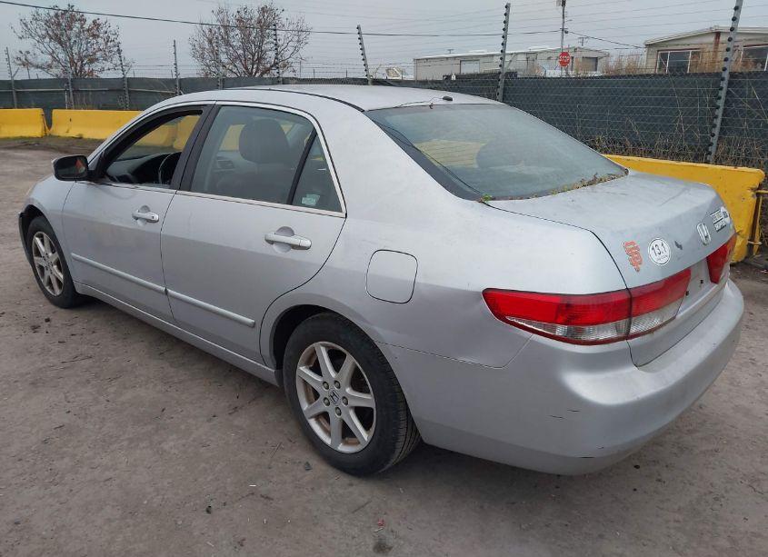 Photo 3 of 2003 Honda Accord 3.0 EX (VIN 1HGCM66873A068376)