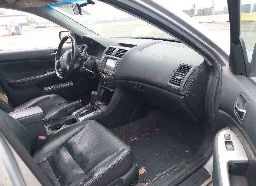 Photo 5 of 2003 Honda Accord 3.0 EX (VIN 1HGCM66873A068376)