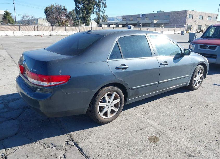 Photo 4 of 2004 Honda Accord 3.0 EX (VIN 1HGCM66874A100583)
