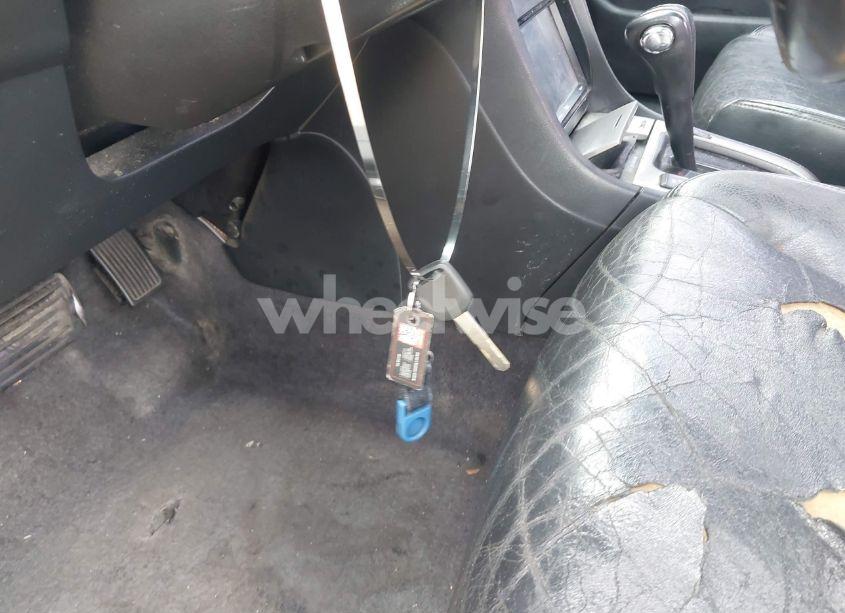 Photo 11 of 2005 Honda Accord 3.0 EX (VIN 1HGCM66875A047675)