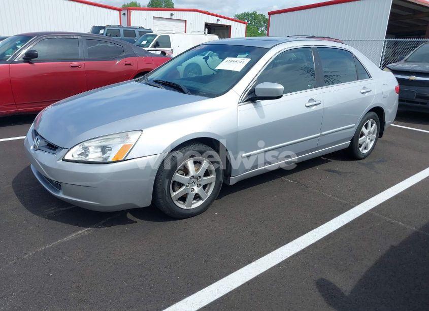 Photo 2 of 2005 Honda Accord 3.0 EX (VIN 1HGCM66875A077467)