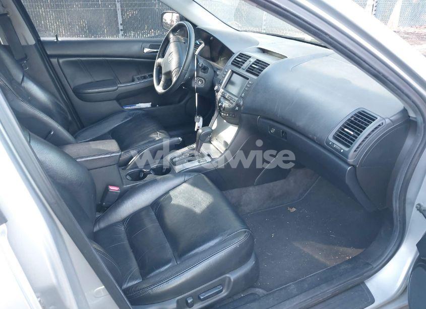 Photo 5 of 2006 Honda Accord 3.0 EX (VIN 1HGCM66876A069077)