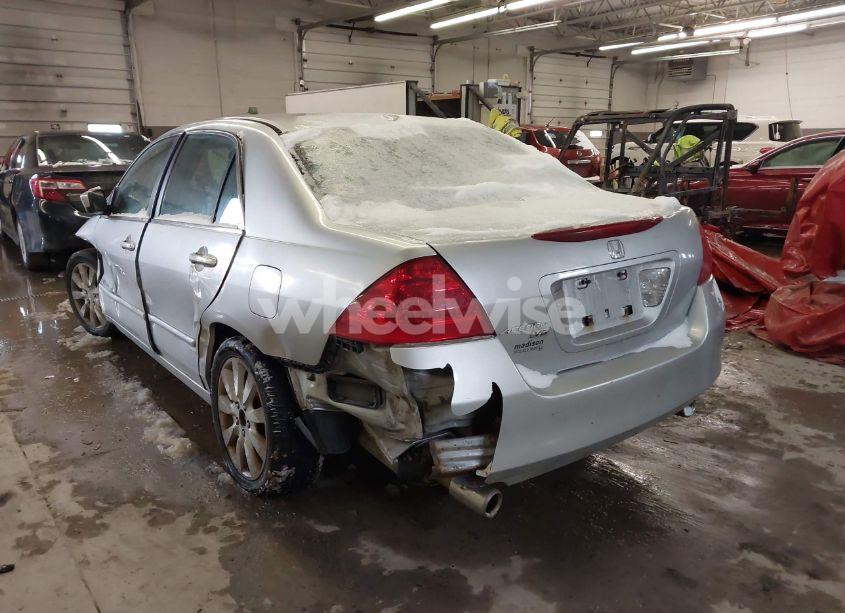 Photo 3 of 2006 Honda Accord 3.0 EX (VIN 1HGCM66876A071038)