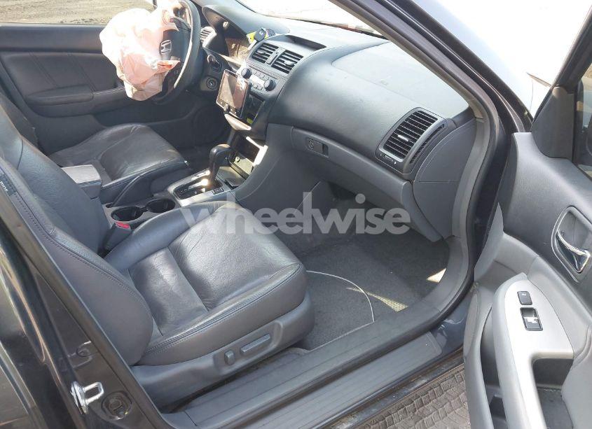 Photo 5 of 2007 Honda Accord 3.0 EX (VIN 1HGCM66877A014291)