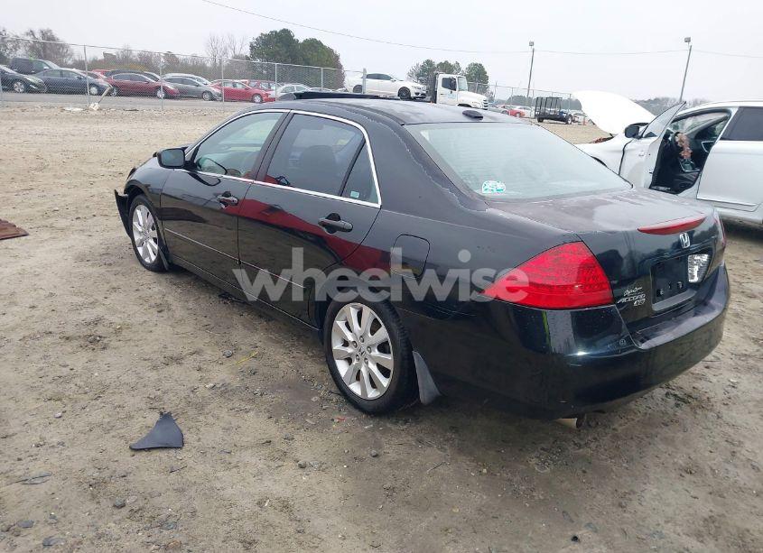 Photo 3 of 2007 Honda Accord 3.0 EX (VIN 1HGCM66877A087998)
