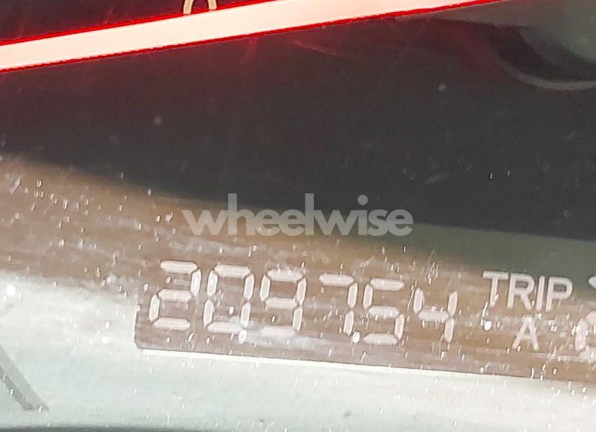 Photo 16 of 2005 Honda Accord 3.0 EX (VIN 1HGCM66885A027855)