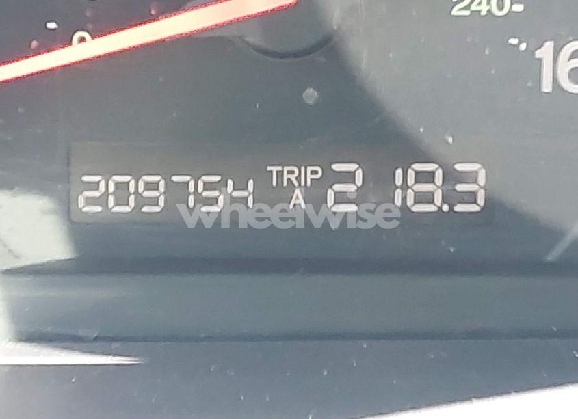 Photo 7 of 2005 Honda Accord 3.0 EX (VIN 1HGCM66885A027855)