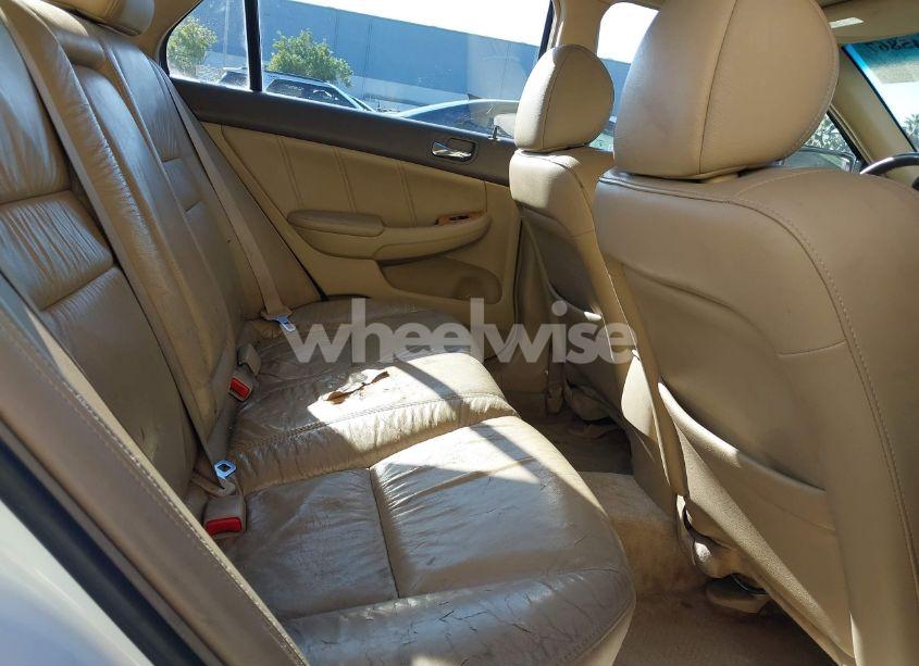 Photo 8 of 2005 Honda Accord 3.0 EX (VIN 1HGCM66885A027855)